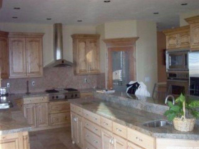 1059 Eaglewood Loop, North Salt Lake, UT 84054 — photo 2