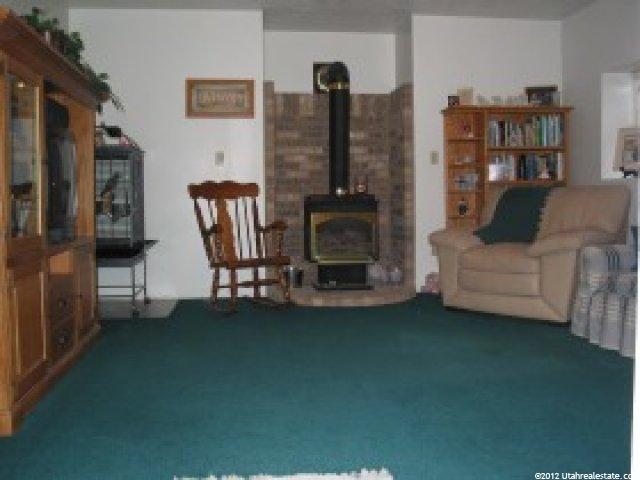 1022 N 600 W, Clinton, UT 84015 — photo 6