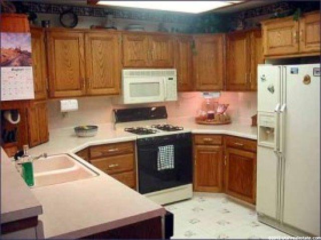 293 W 600 N, Bountiful, UT 84010 — photo 4