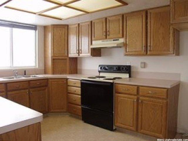 5708 W 4350 S, Hooper, UT 84315 — photo 4