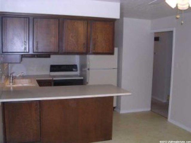861 W 2000 S, Woods Cross, UT 84087 — photo 3