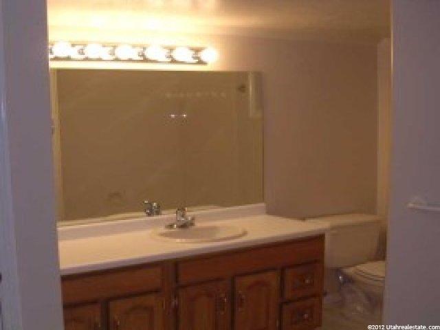 861 W 2000 S, Woods Cross, UT 84087 — photo 4