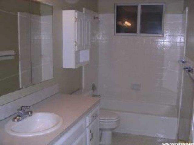 861 W 2000 S, Woods Cross, UT 84087 — photo 7