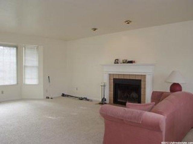 800 Gatewood Dr, Sandy, UT 84094 — photo 2