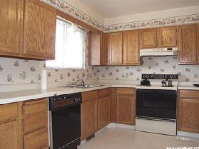800 Gatewood Dr, Sandy, UT 84094 — photo 4