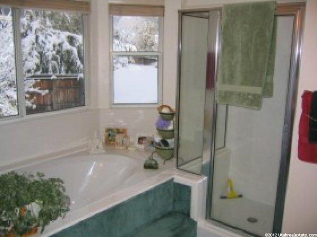 10069 Rockview Dr, Sandy, UT 84092 — photo 6