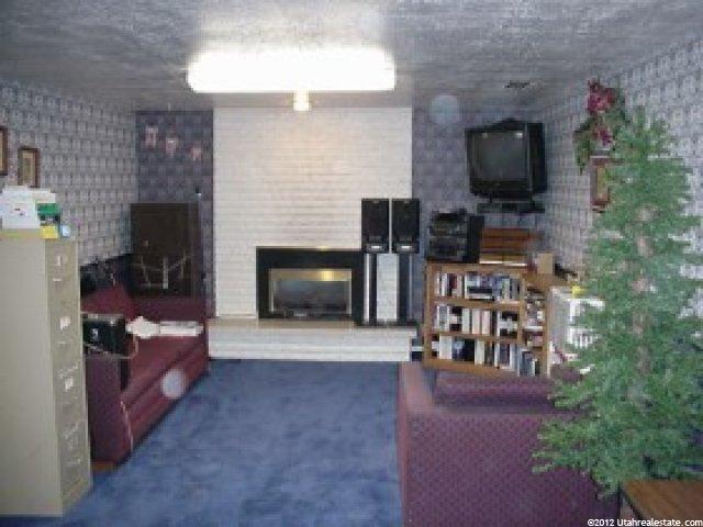 1219 Valhalla Dr, Clearfield, UT 84015 — photo 2