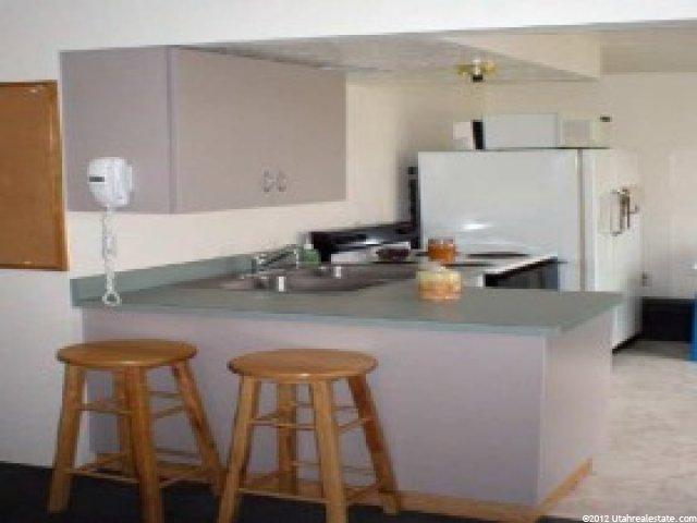 5483 Midland Dr, Roy, UT 84067 — photo 3
