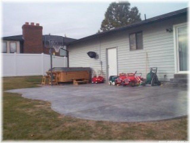 797 W 3900 S, Riverdale, UT 84405 — photo 2