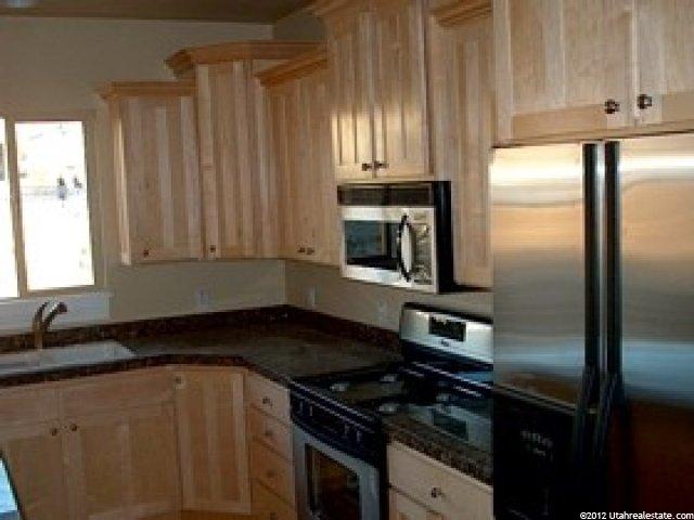 10141 Eastdell Dr, Sandy, UT 84092 — photo 4