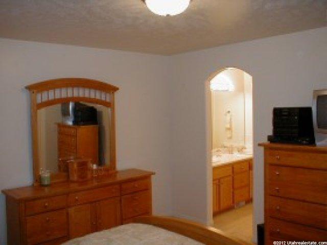 1272 W 1175 N, Clinton, UT 84015 — photo 5