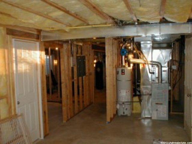 1272 W 1175 N, Clinton, UT 84015 — photo 7