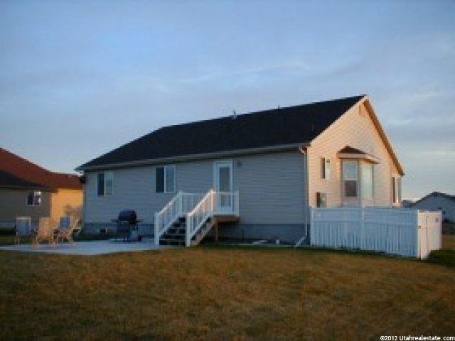 1272 W 1175 N, Clinton, UT 84015 — photo 8