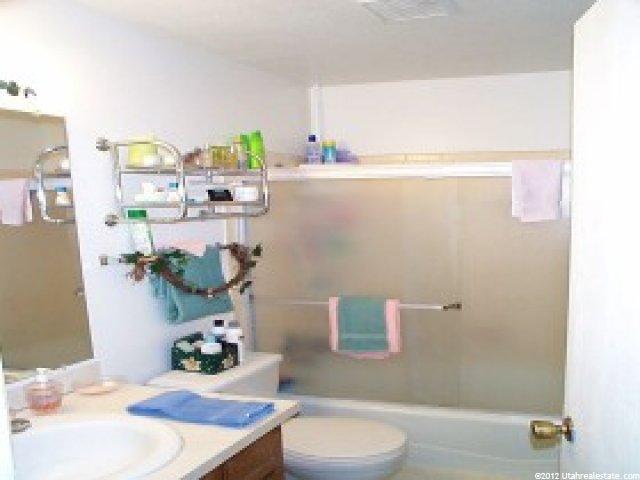 986 N 2075 W, Farr West, UT 84404 — photo 3