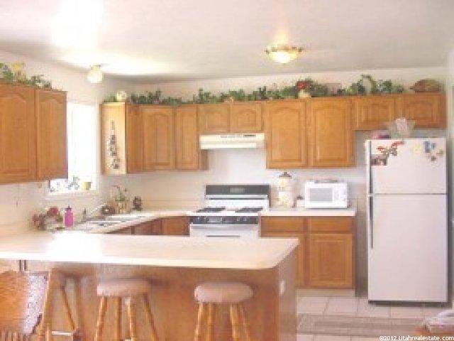 710 E 2160 N, North Logan, UT 84341 — photo 4