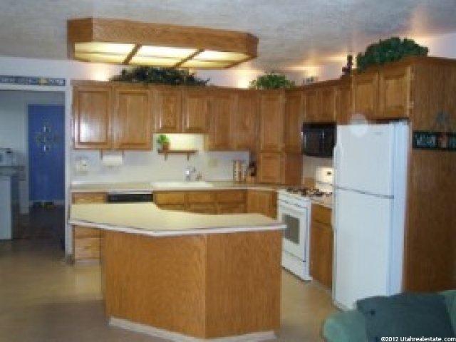 250 S 370 E, Smithfield, UT 84335 — photo 2