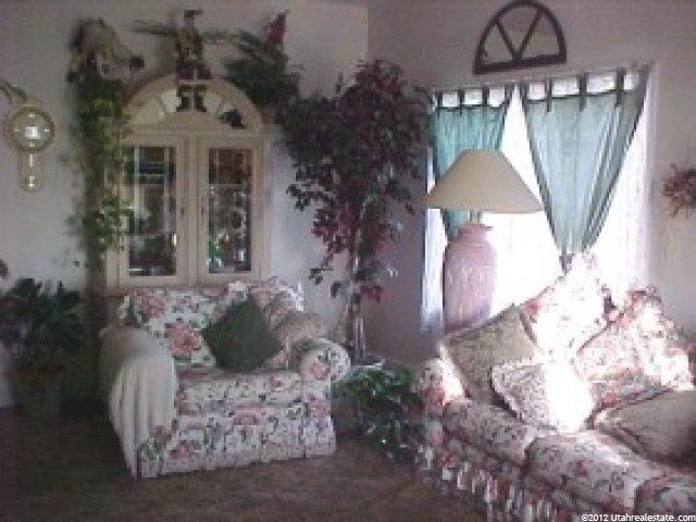 1438 W Pleasant View Dr, Pleasant View, UT 84414 — photo 2