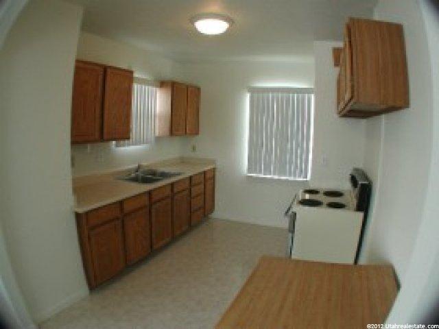 8405 S 830 E, Sandy, UT 84094 — photo 3