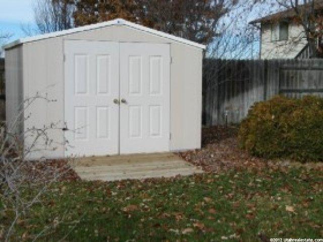 285 N 1500 E, Layton, UT 84040 — photo 8