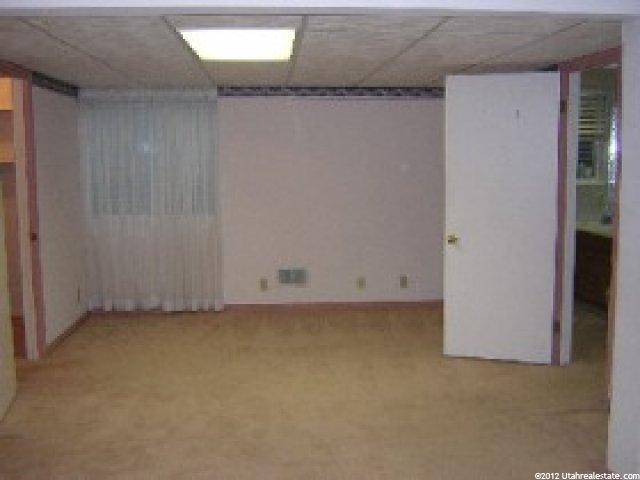 552 W 2900 S #3, Bountiful, UT 84010 — photo 3