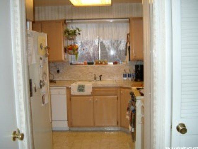 2898 S 450 W, Bountiful, UT 84010 — photo 3