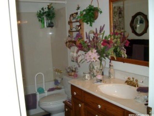 2898 S 450 W, Bountiful, UT 84010 — photo 7