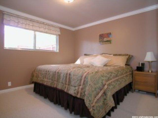 8290 S 745 E, Sandy, UT 84094 — photo 5