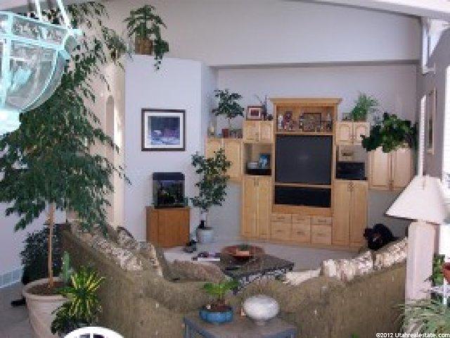 6251 Dellron Dr, Murray, UT 84123 — photo 4