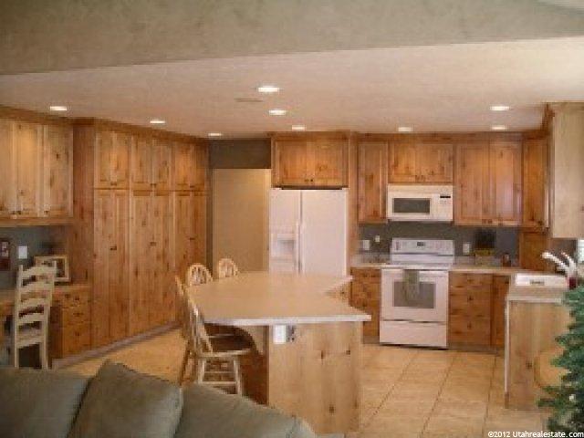 925 Wind River Way, Kaysville, UT 84037 — photo 2