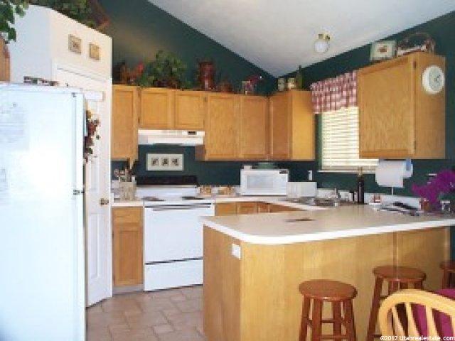 778 S 825 E, Layton, UT 84041 — photo 4
