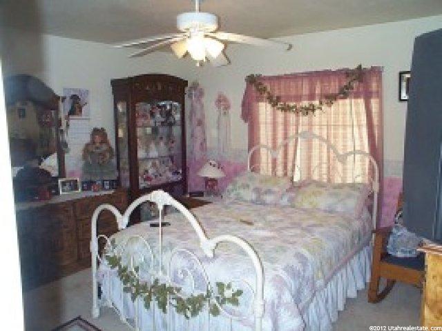 5709 S 4050 W, Roy, UT 84067 — photo 2