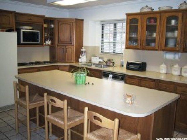 654 E 500 S, Bountiful, UT 84010 — photo 2