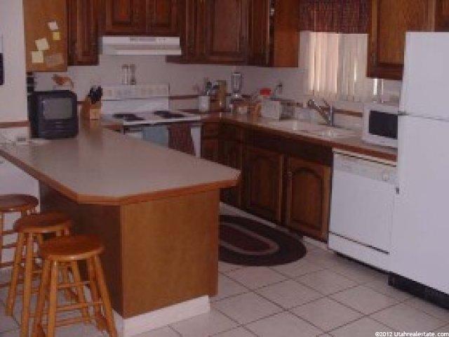 649 S 300 E, Kaysville, UT 84037 — photo 2