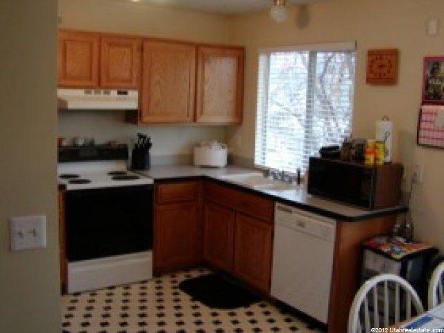 2022 N 600 W, Harrisville, UT 84414 — photo 2