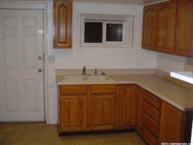 1372 S Main St, Bountiful, UT 84010 — photo 6