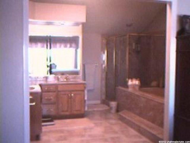 3066 Oakwood Dr, Bountiful, UT 84010 — photo 7