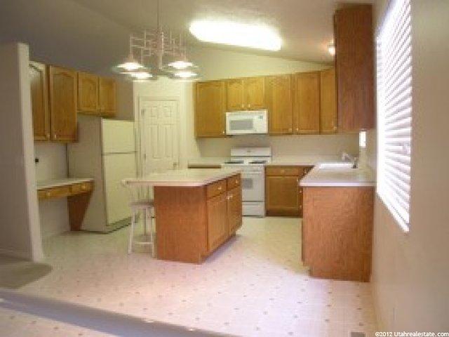 4220 S 2700 W, Roy, UT 84067 — photo 4