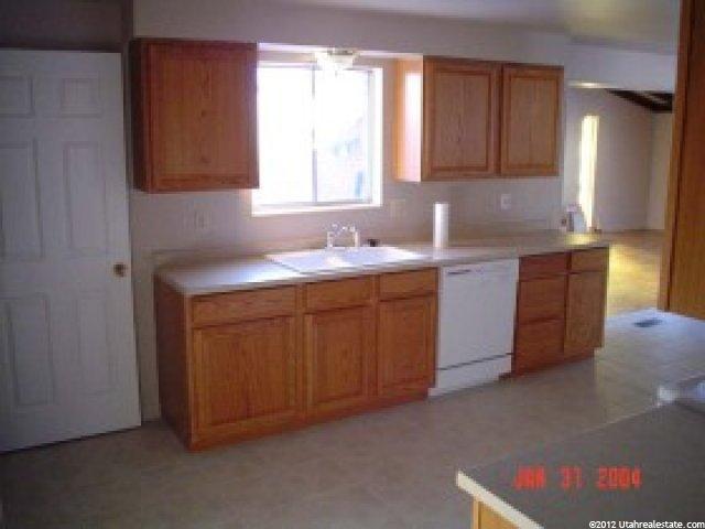 5549 S 750 E, South Ogden, UT 84405 — photo 3