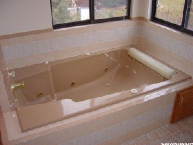 5865 S 1075 E, South Ogden, UT 84403 — photo 3