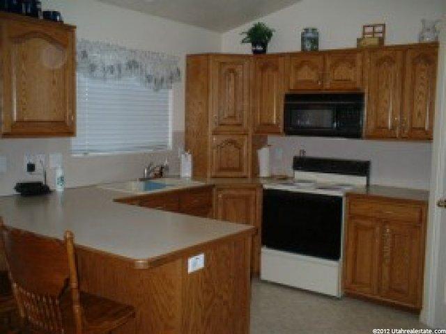 1332 N 2725 W, Layton, UT 84041 — photo 5
