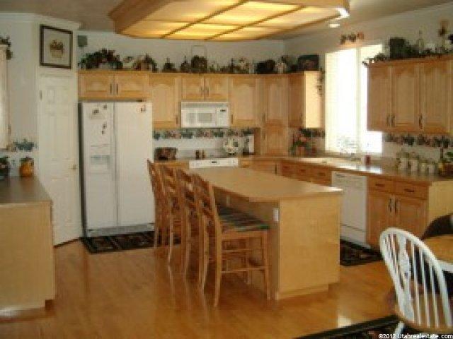 955 W 2525 S, Syracuse, UT 84075 — photo 2