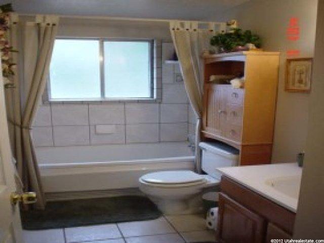 880 Amethyst St, Layton, UT 84041 — photo 6