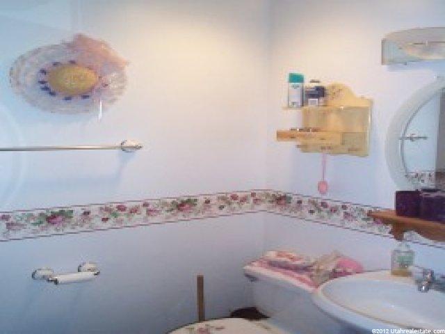 62 E 1950 S, Clearfield, UT 84015 — photo 6