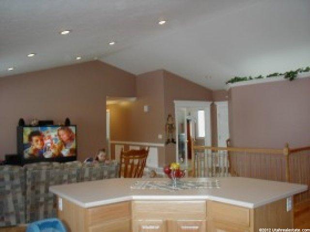 12134 Laurel Chase Dr, Riverton, UT 84065 — photo 3