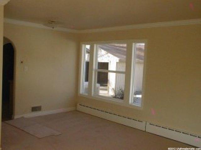 214 Dawson St, Layton, UT 84041 — photo 2