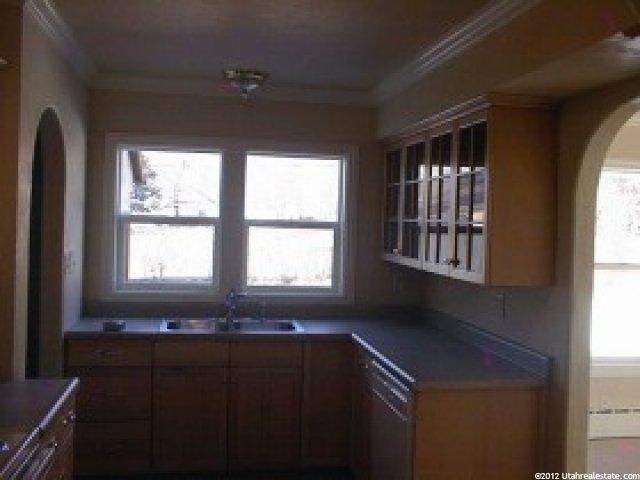 214 Dawson St, Layton, UT 84041 — photo 4