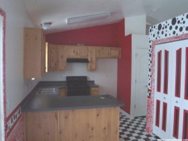 1702 N 2400 W, Clinton, UT 84015 — photo 5