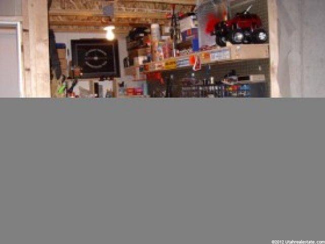 536 S 425 E, Clearfield, UT 84015 — photo 8