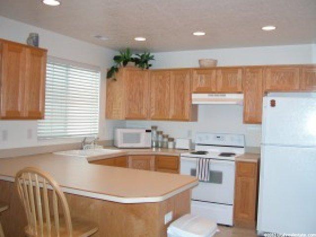 1662 Sara Ln, Ogden, UT 84404 — photo 3