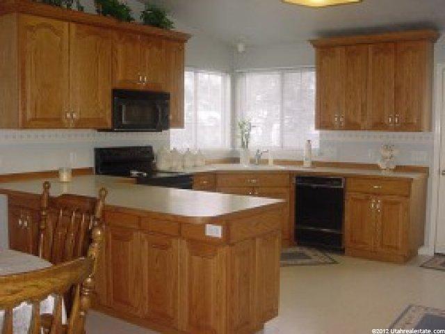 896 W 1700 S, Woods Cross, UT 84087 — photo 3